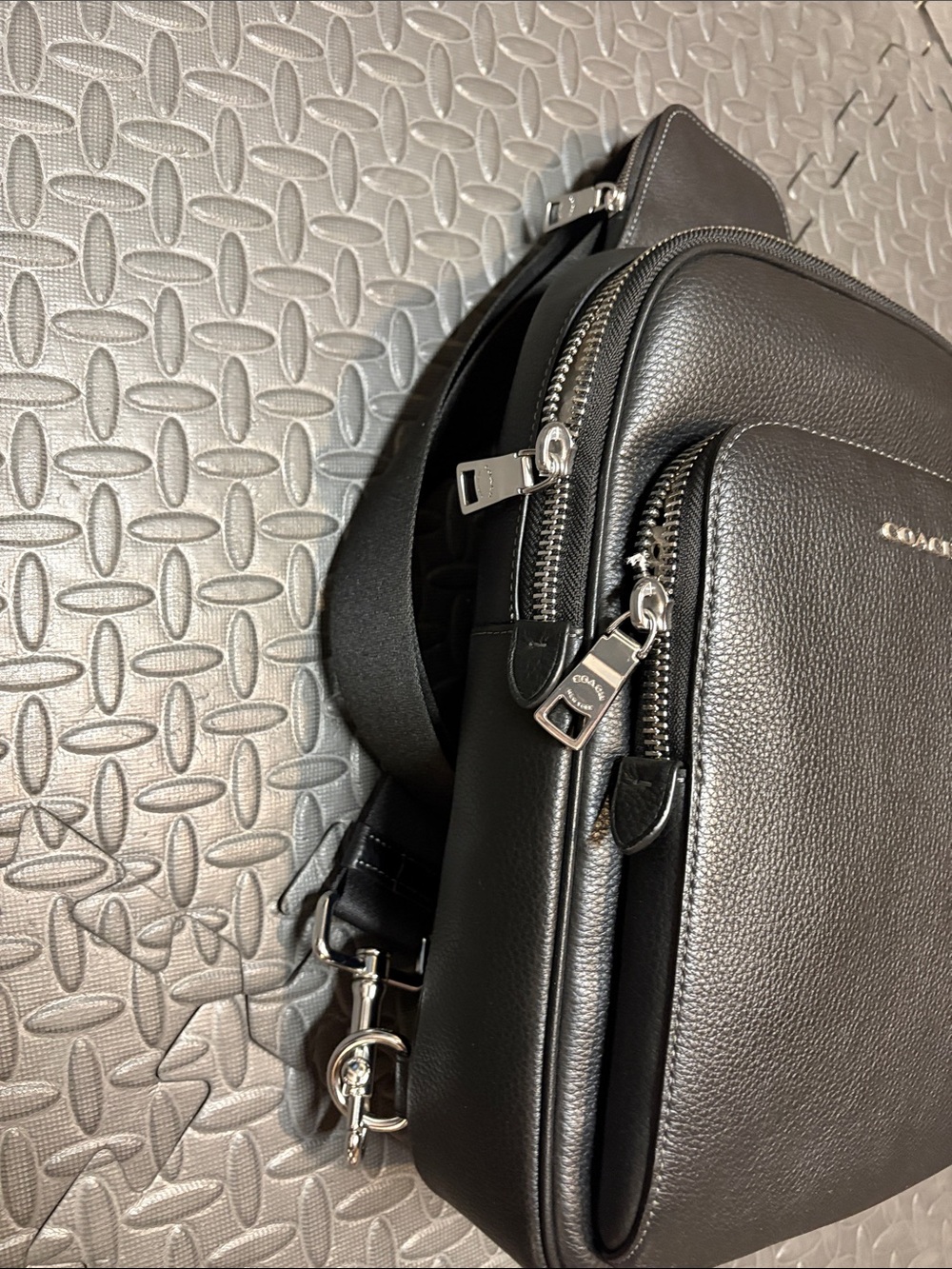 Coach Black Pebbled Leather Crossbody Sling - Picture 4 of 6